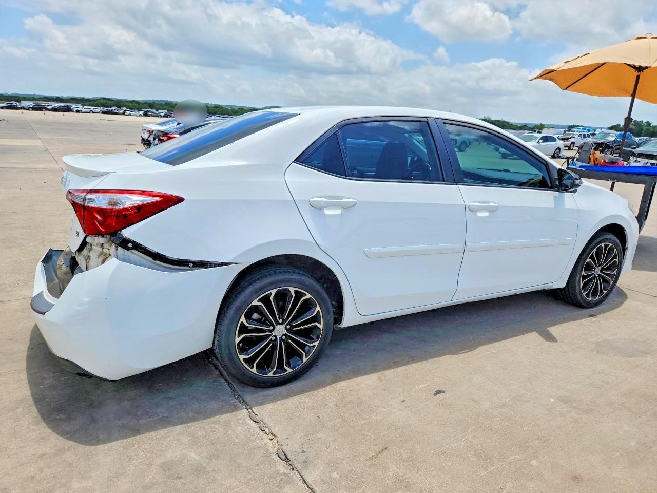 2016 TOYOTA COROLLA