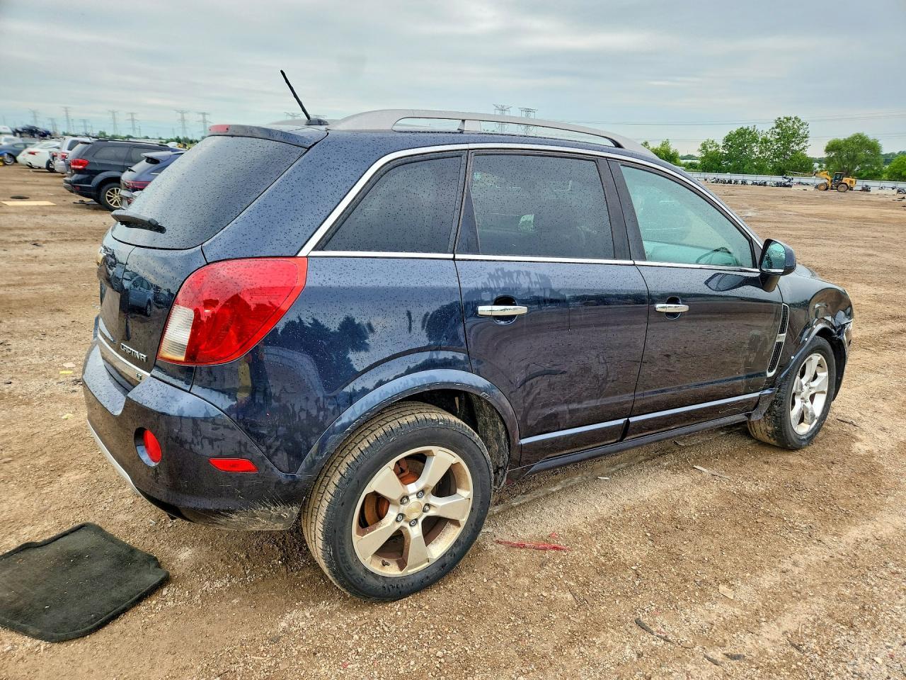 2014 CHEVROLET Captiva