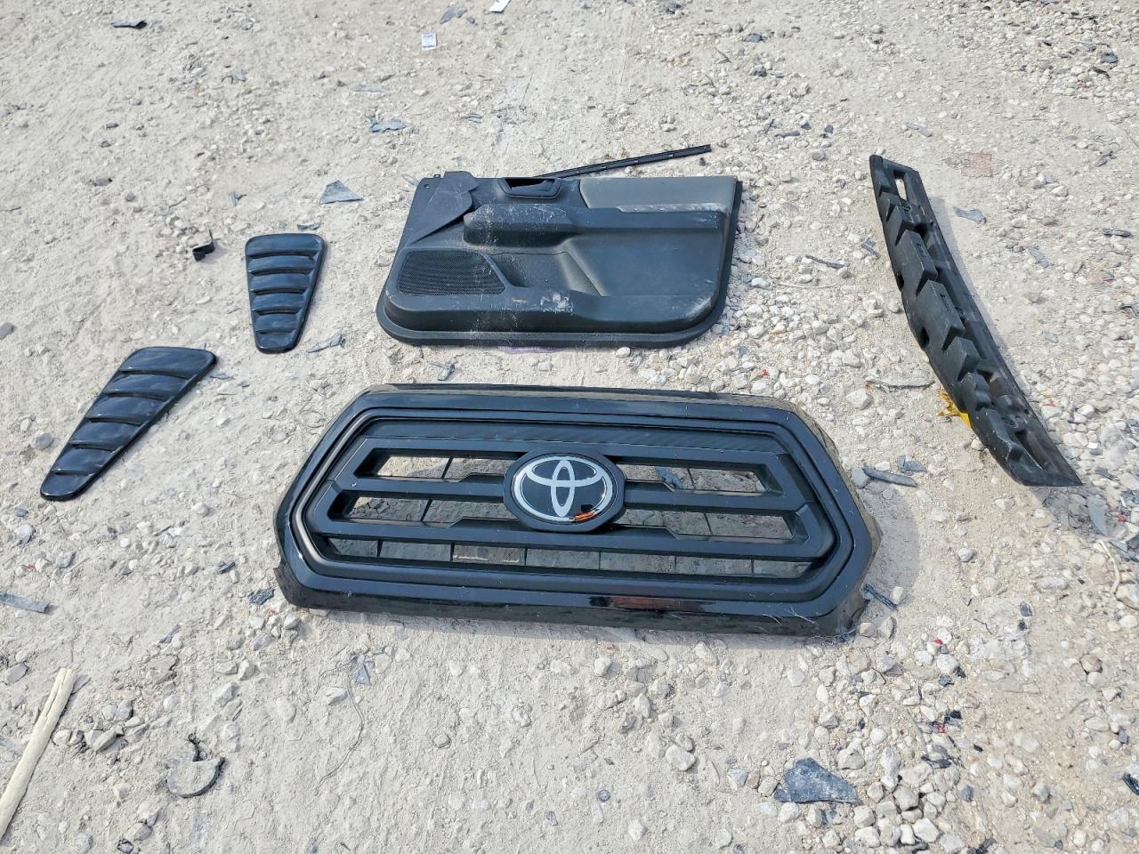 2023 TOYOTA TACOMA