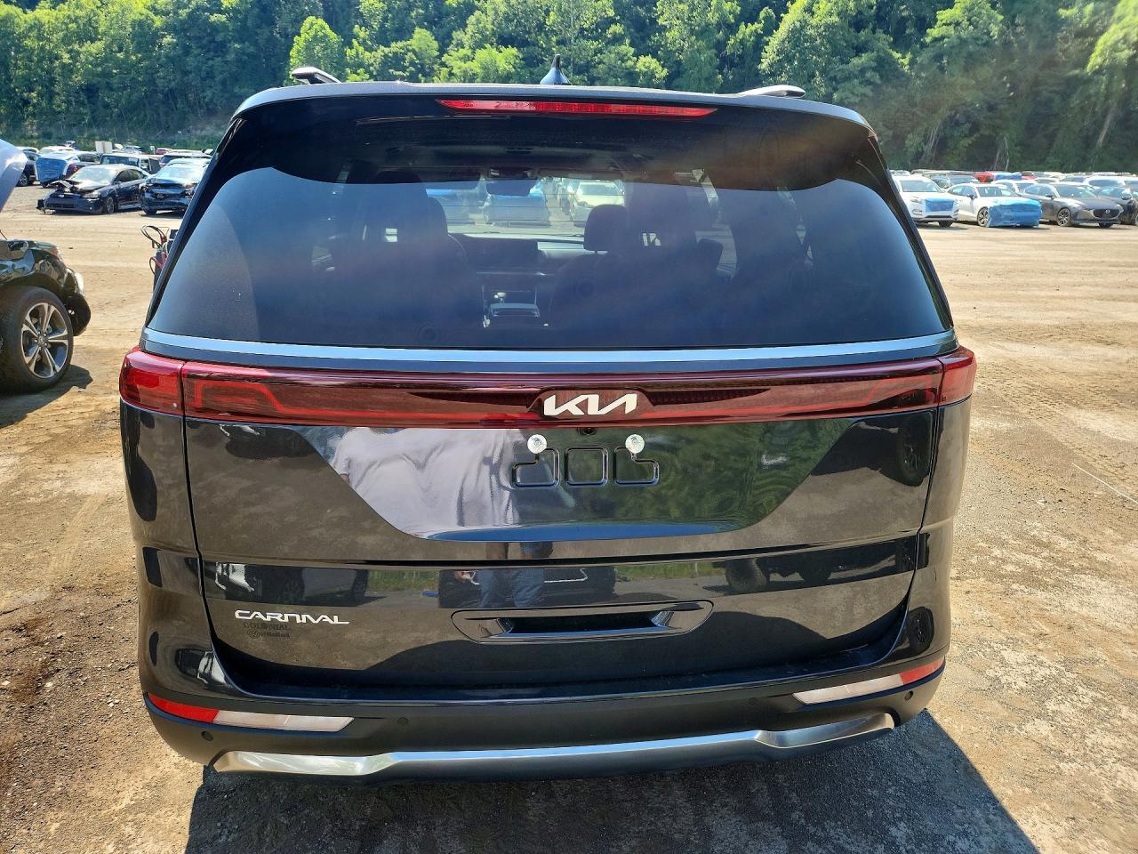 2023 KIA Carnival