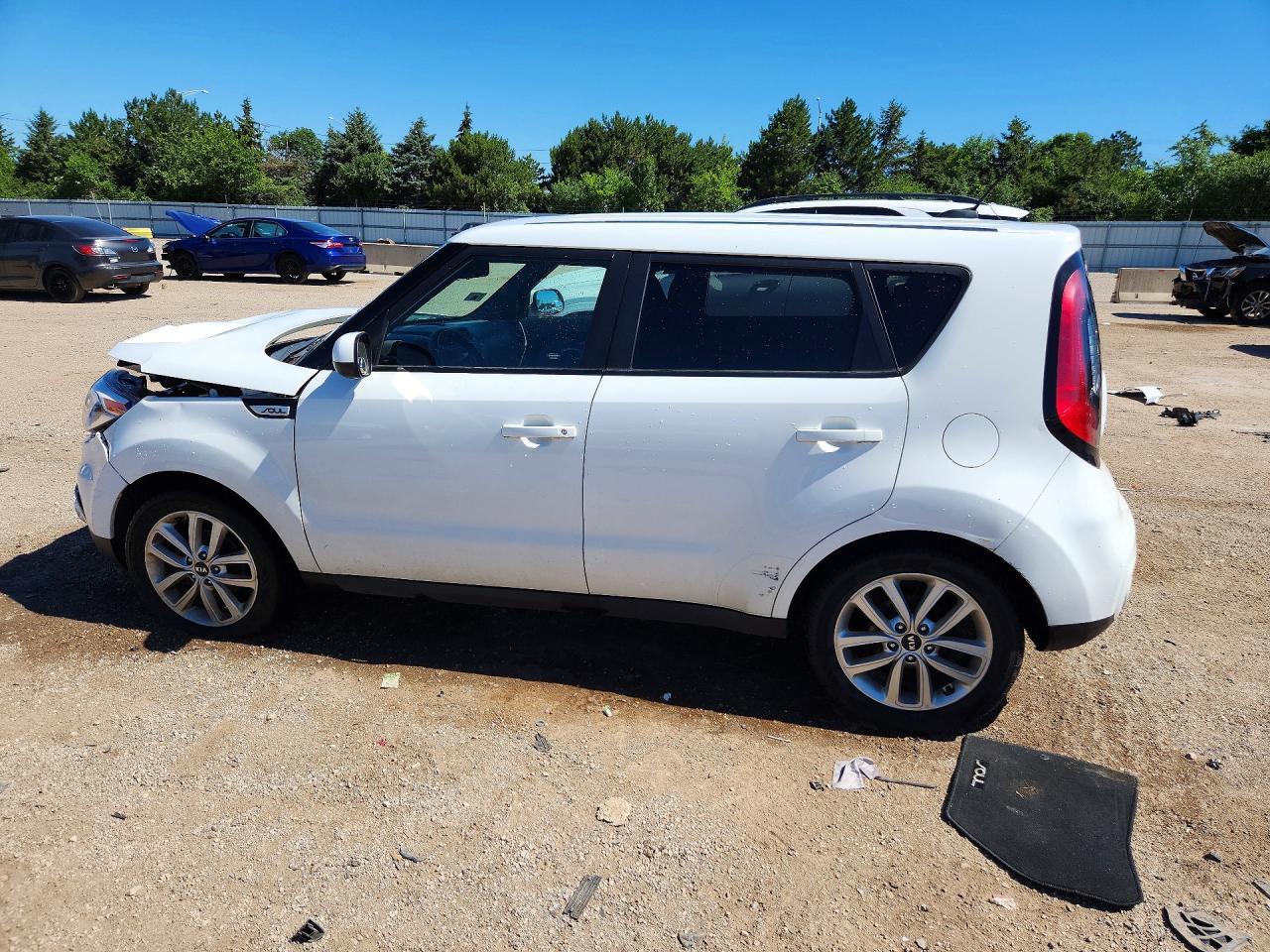 2017 KIA SOUL
