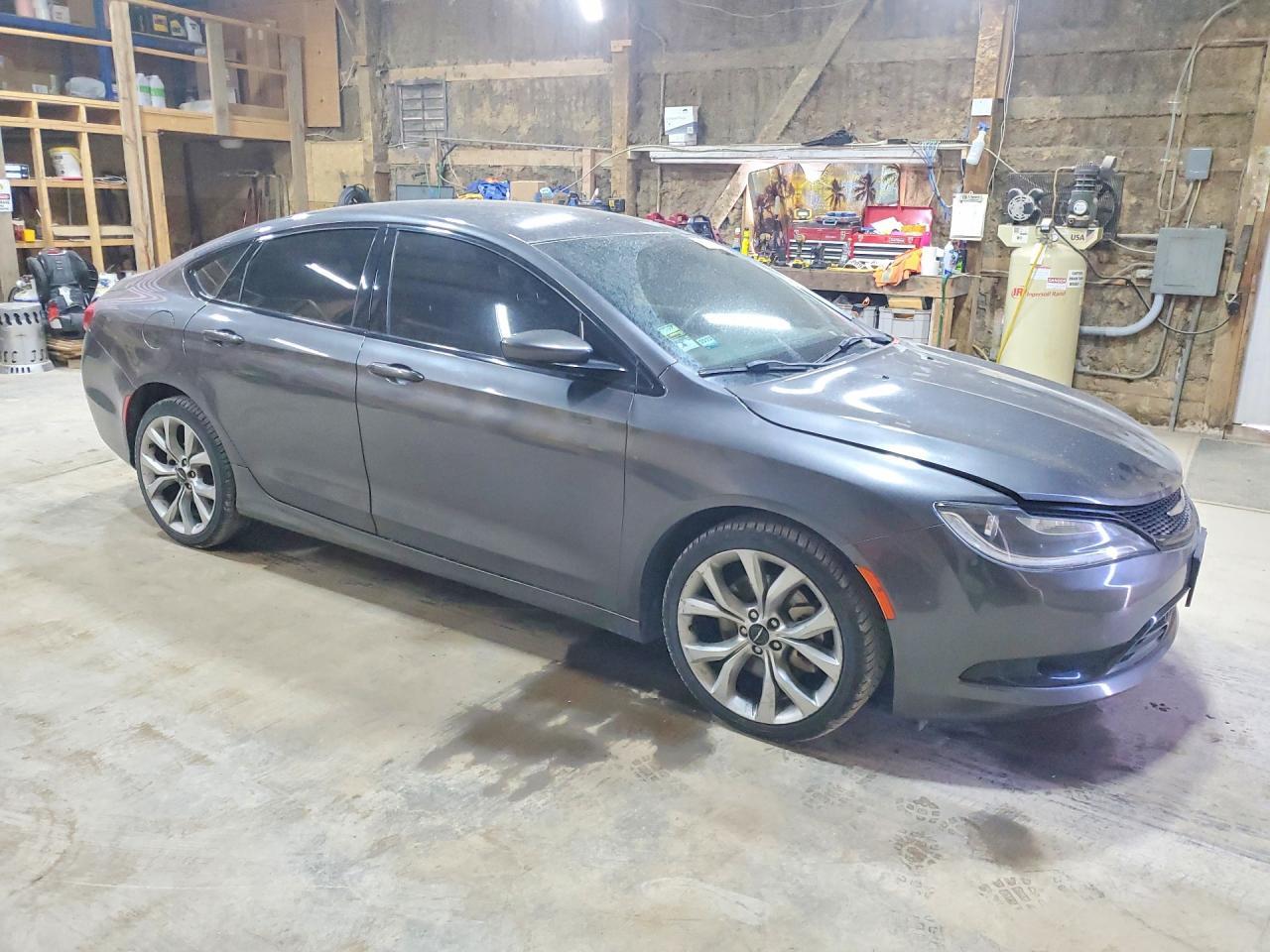 2016 CHRYSLER 200