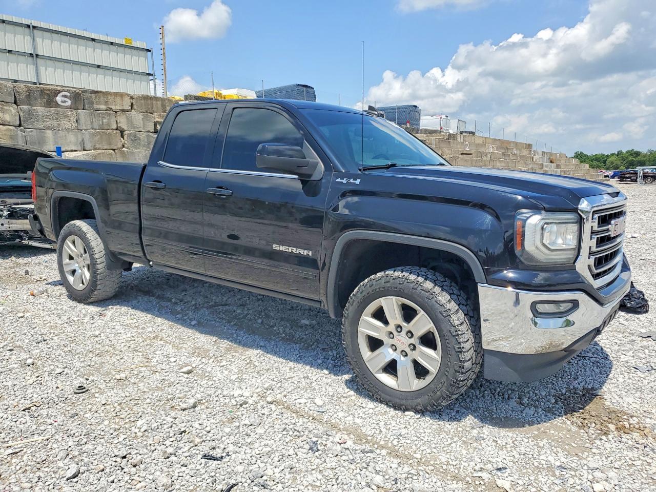 2017 GMC Sierra