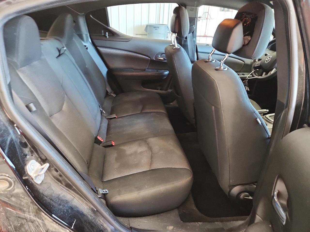 2014 DODGE Avenger