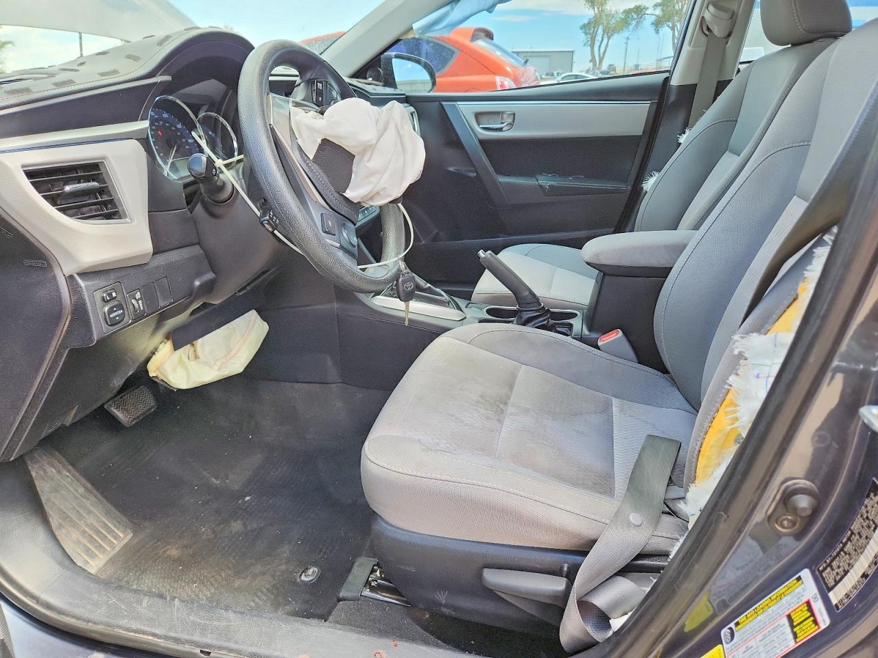 2015 TOYOTA COROLLA