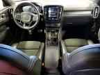 2019 VOLVO XC40