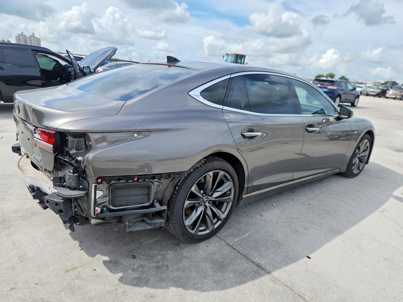 2018 LEXUS LS 500