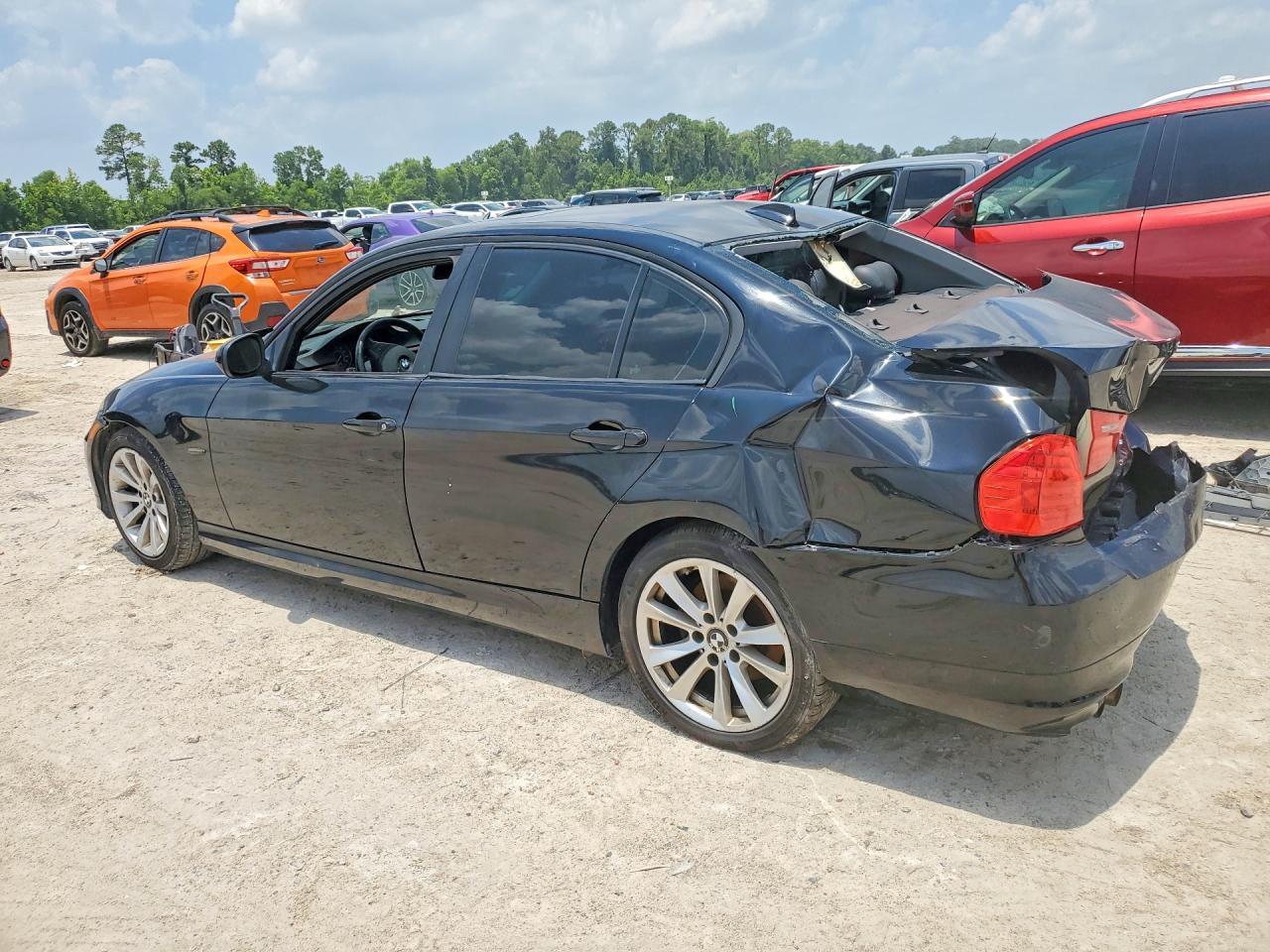 2011 BMW 3 SERIES