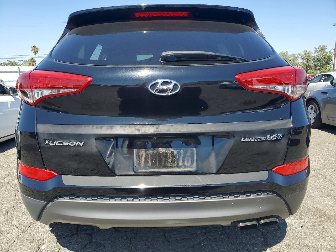 2016 HYUNDAI TUCSON