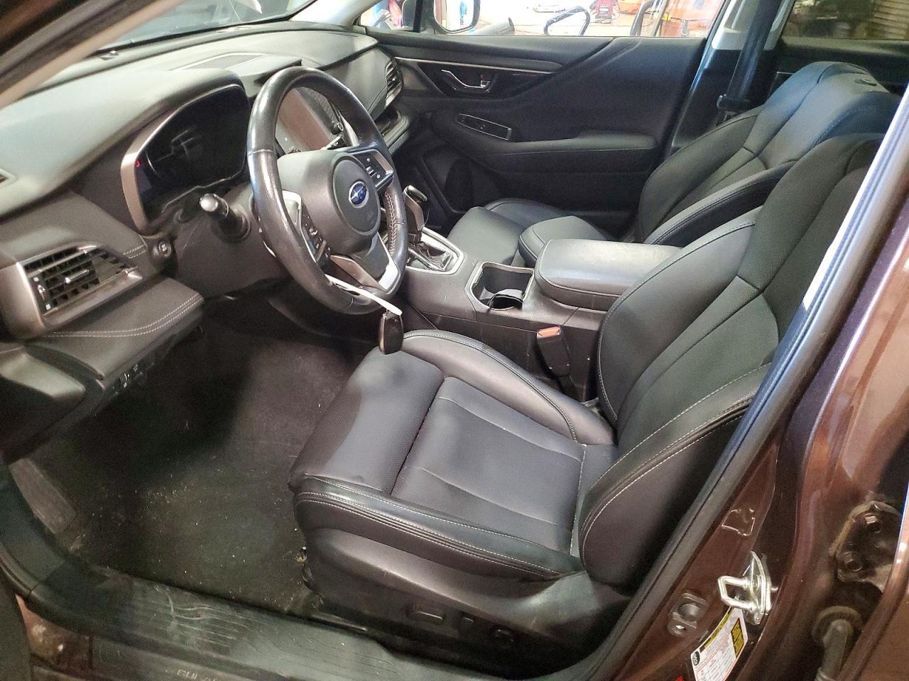 2021 SUBARU Outback