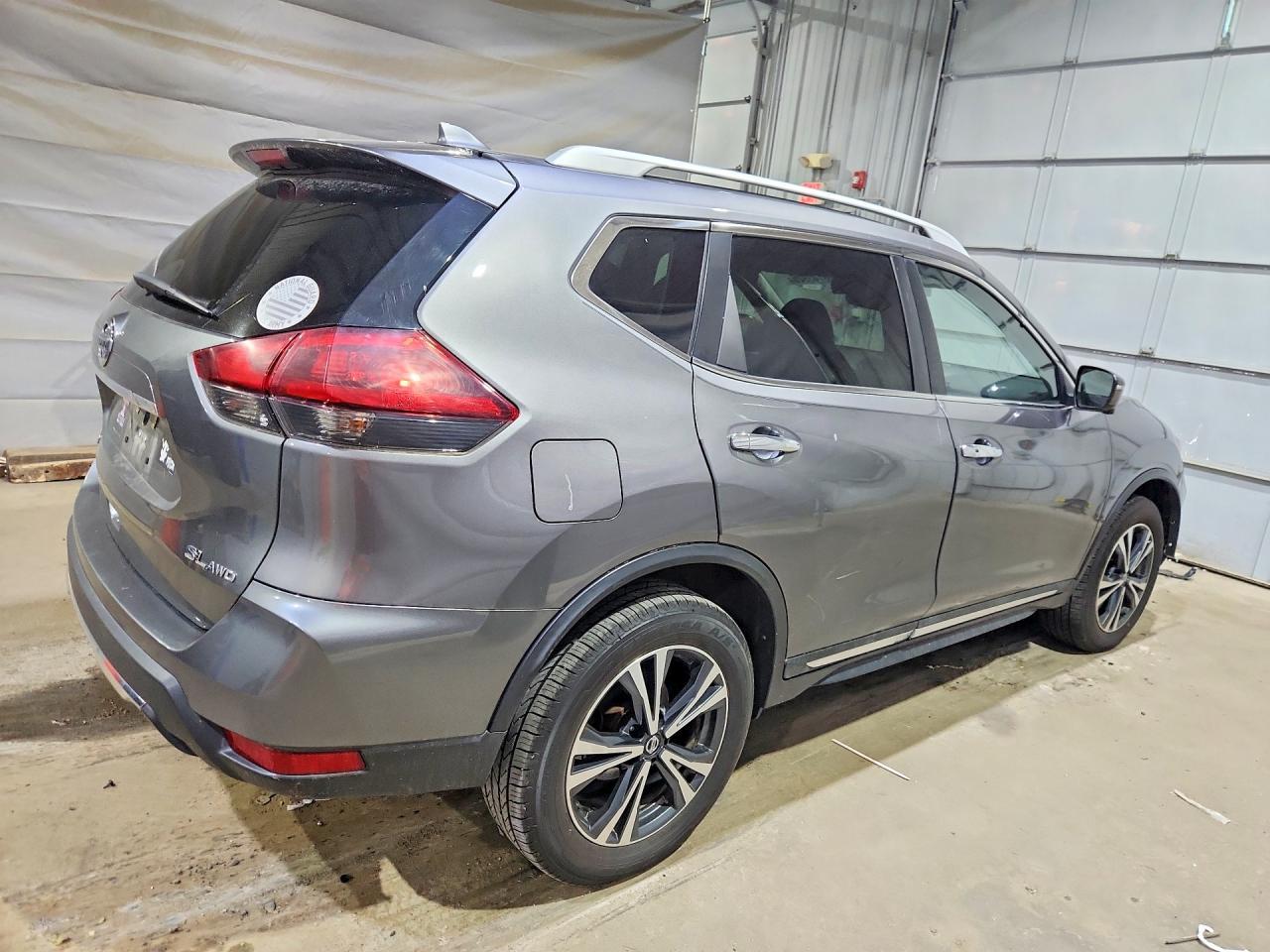 2018 NISSAN ROGUE