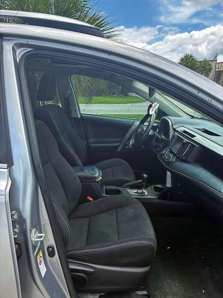 2017 TOYOTA RAV4