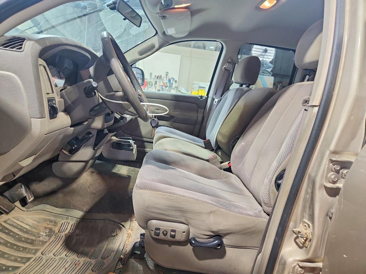2005 DODGE Ram 2500