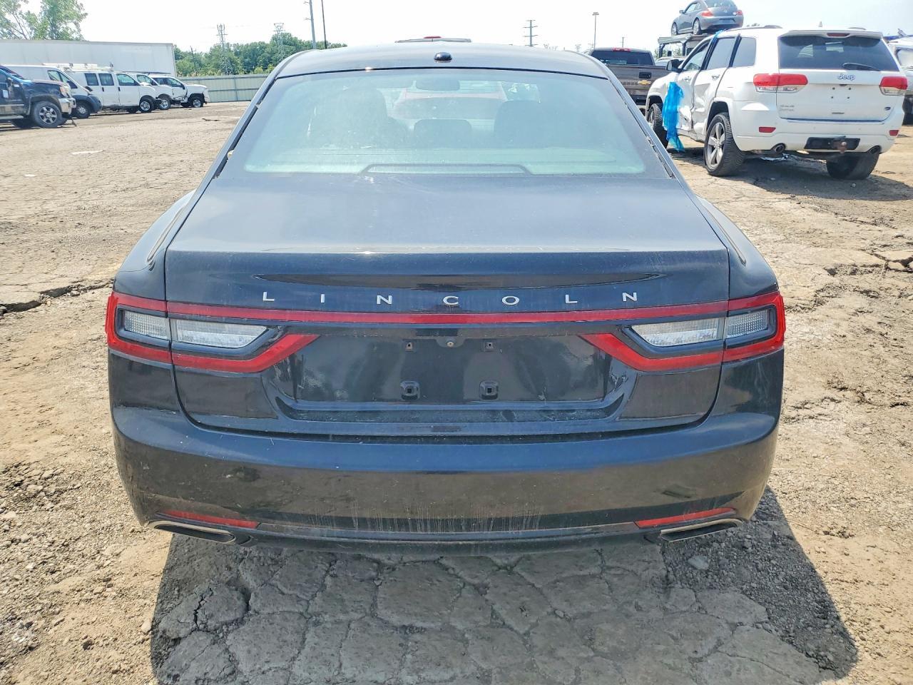2017 LINCOLN Continental