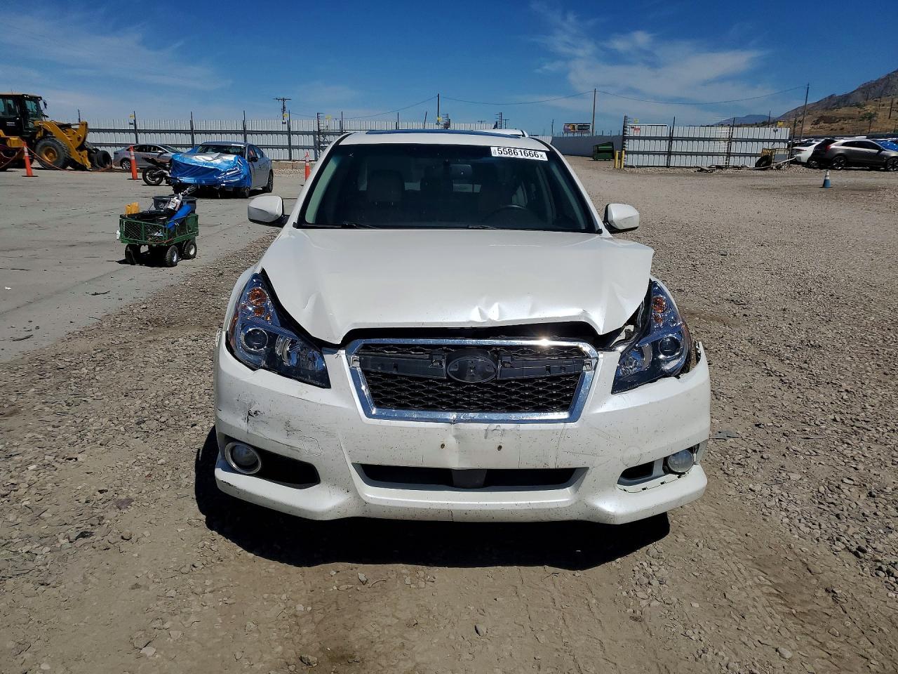 2014 SUBARU Legacy