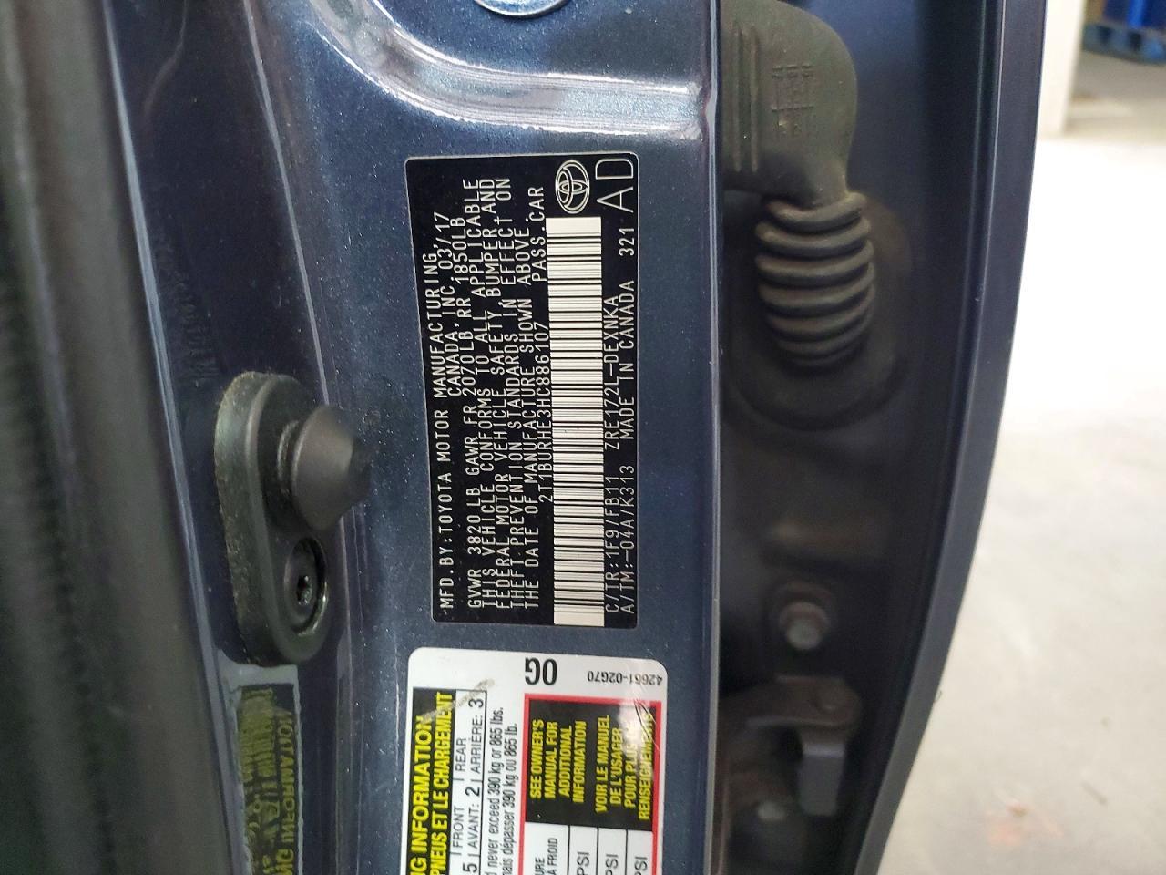 2017 TOYOTA COROLLA