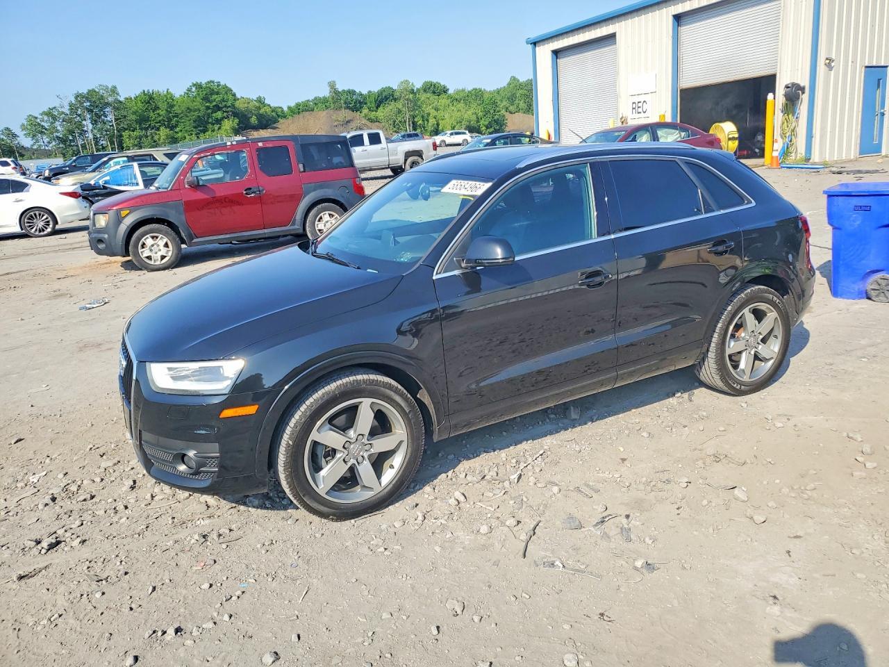 2015 AUDI Q3