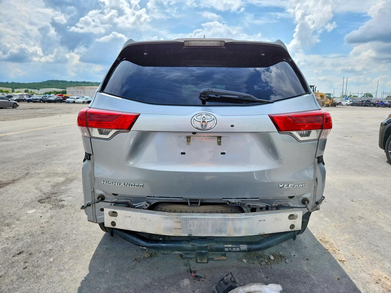 2017 TOYOTA HIGHLANDER