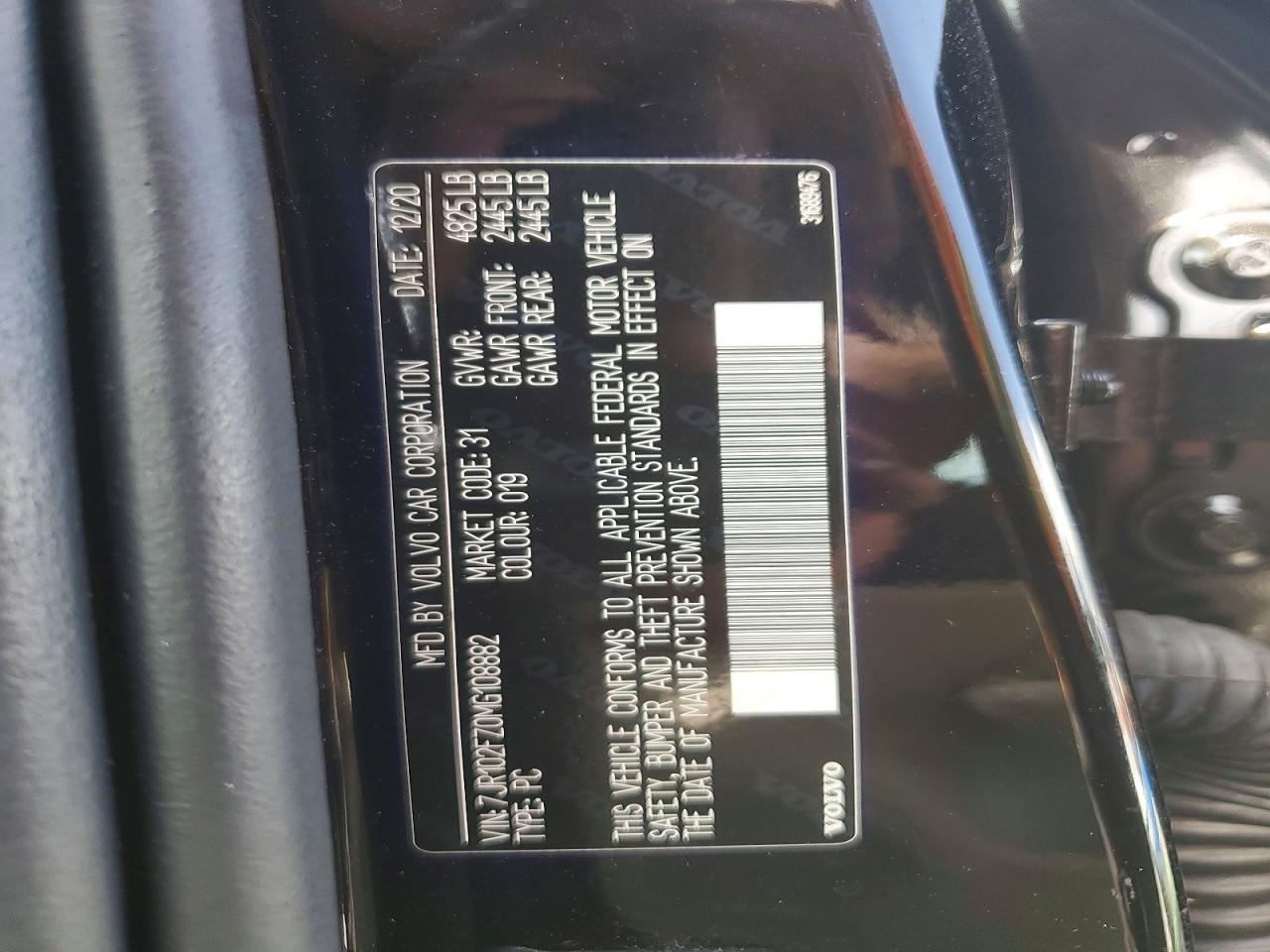 2021 VOLVO S60