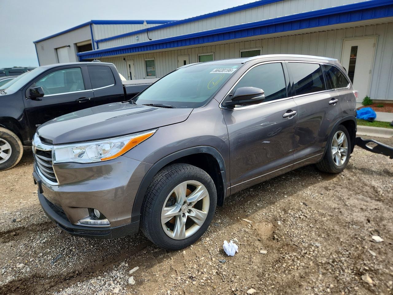 2015 TOYOTA HIGHLANDER