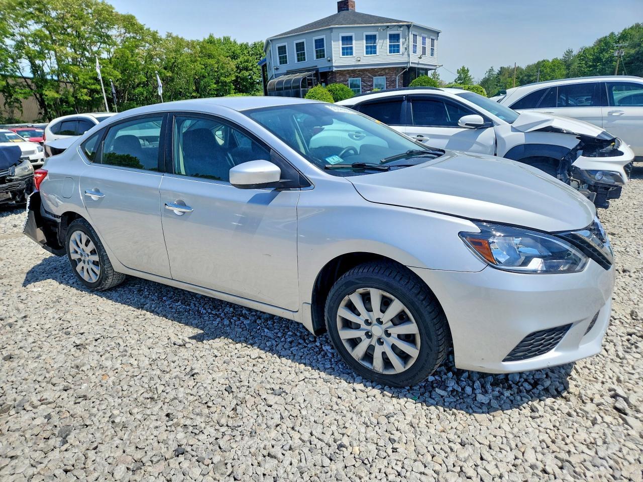 2016 NISSAN SENTRA