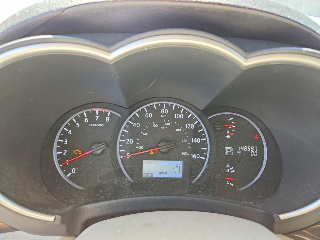2011 NISSAN Quest