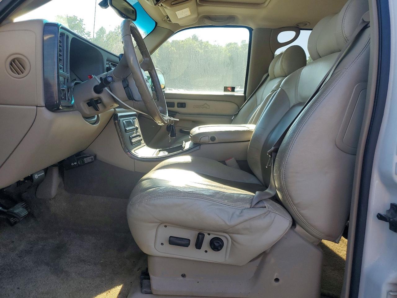 2002 GMC Denali