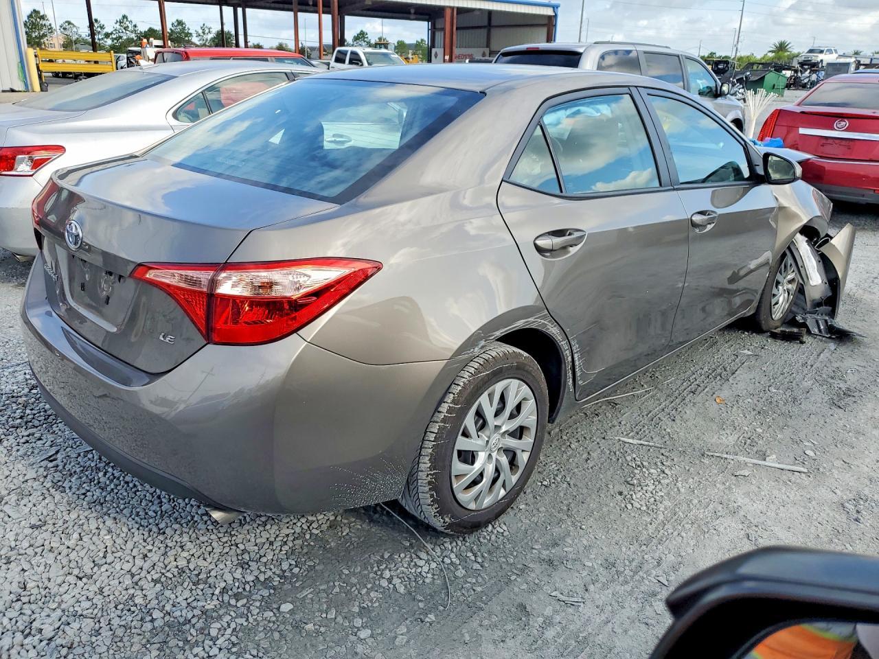 2018 TOYOTA COROLLA