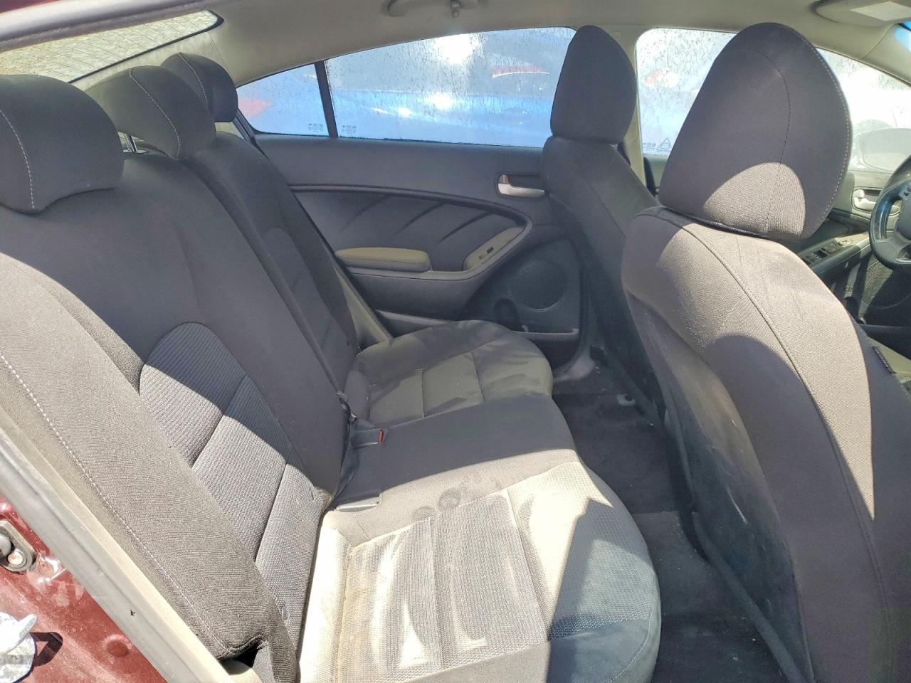 2017 KIA FORTE