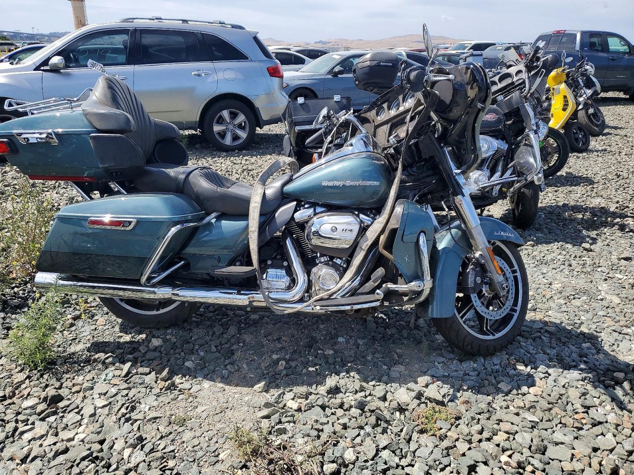 2020 HARLEY-DAVIDSON FLHTK