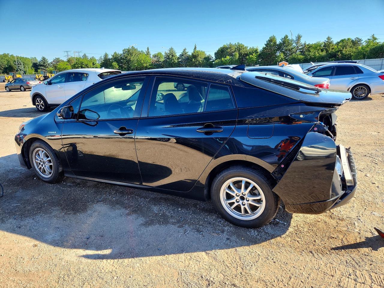 2017 TOYOTA PRIUS