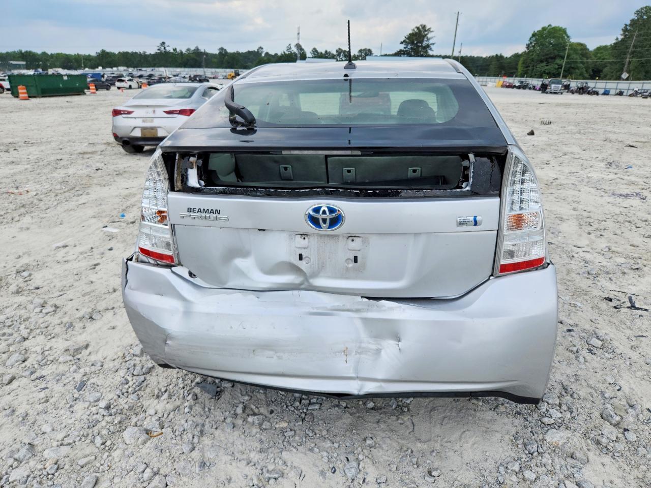 2011 TOYOTA PRIUS