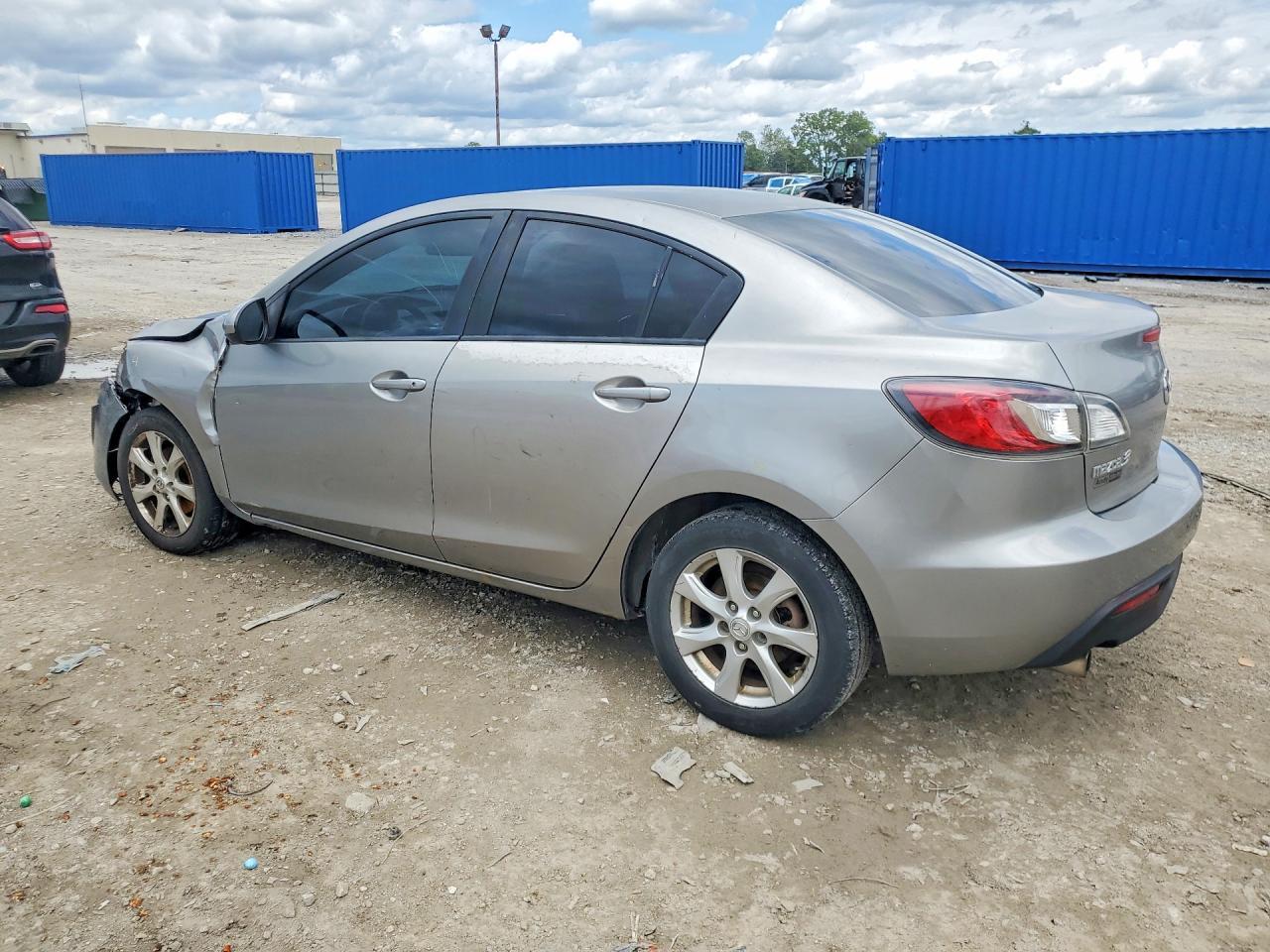 2010 MAZDA 3