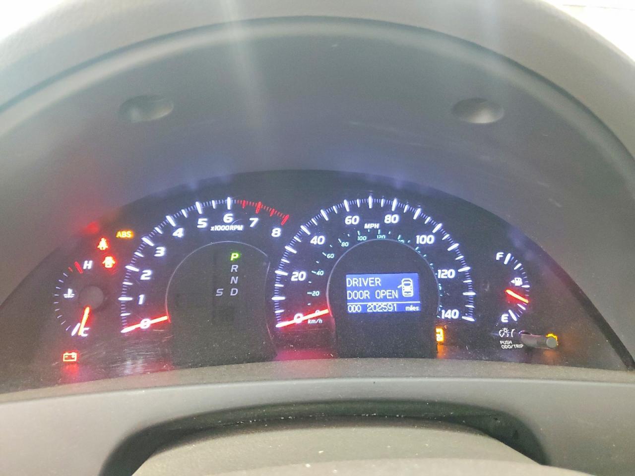 2011 TOYOTA CAMRY