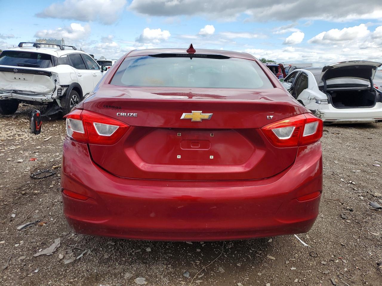 2017 CHEVROLET CRUZE