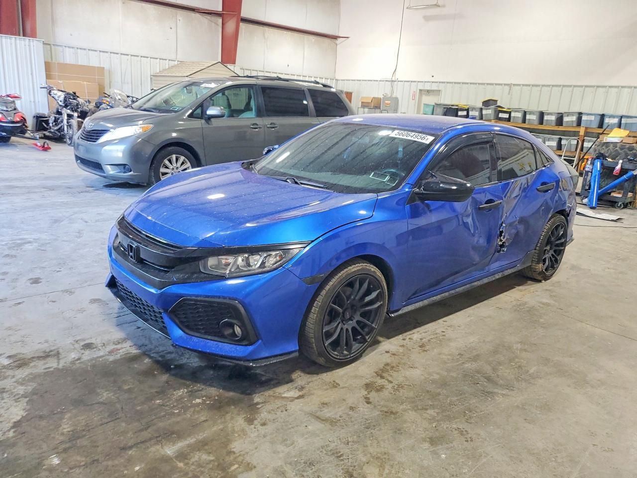 2018 HONDA CIVIC