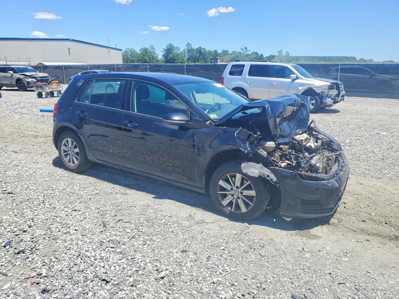 2016 VOLKSWAGEN GOLF