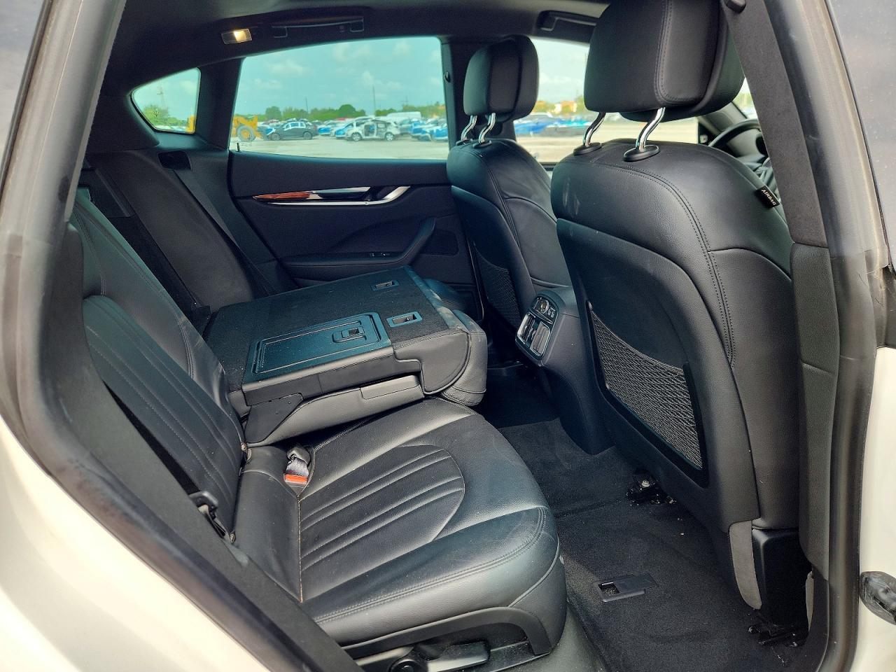 2023 MASERATI Levante