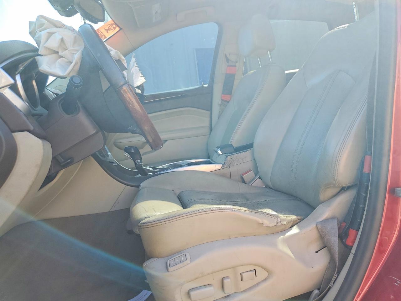 2011 CADILLAC SRX