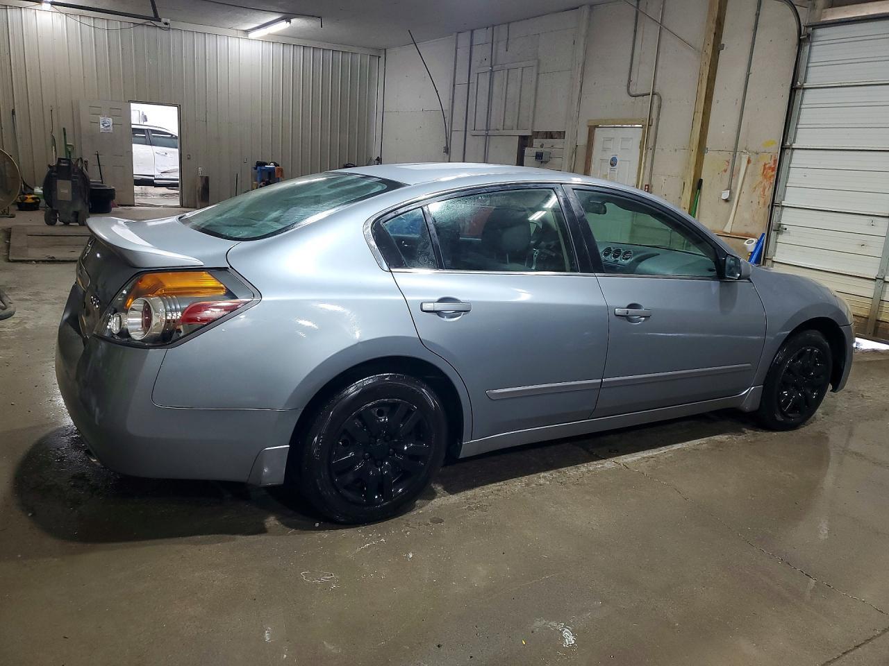 2009 NISSAN ALTIMA