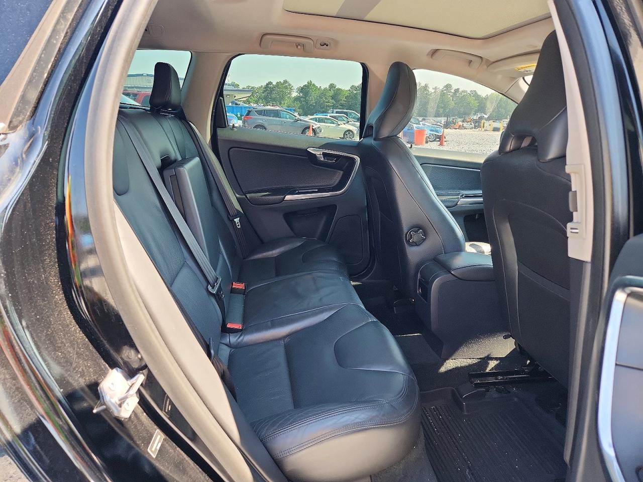 2014 VOLVO XC60