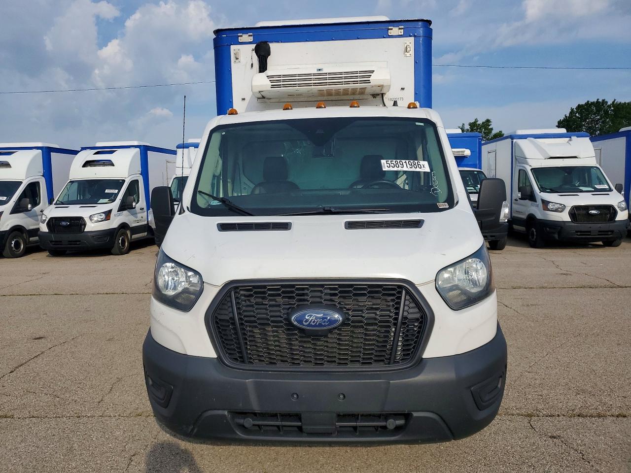 2022 FORD Transit