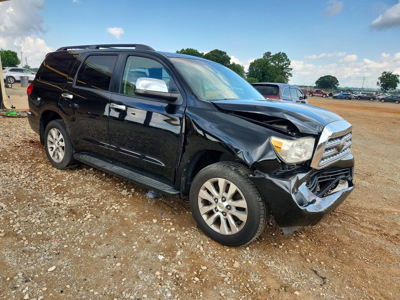 2010 TOYOTA Sequoia