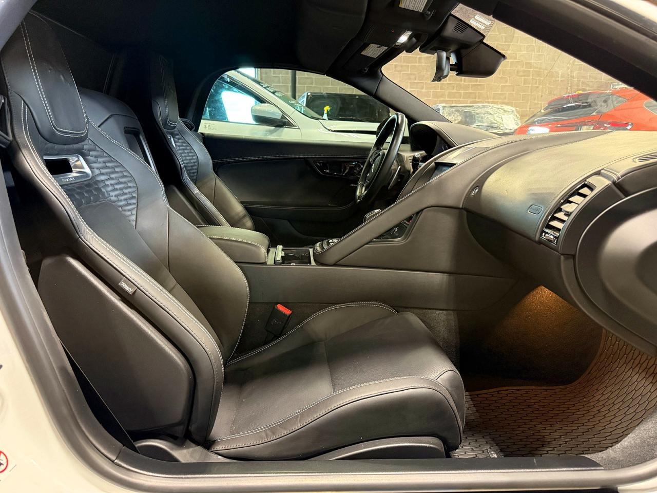 2023 JAGUAR F-Type
