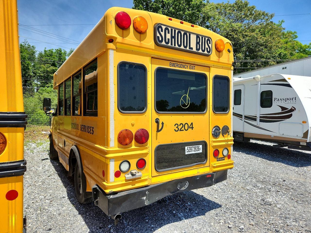 2011 CHEVROLET Express 3500