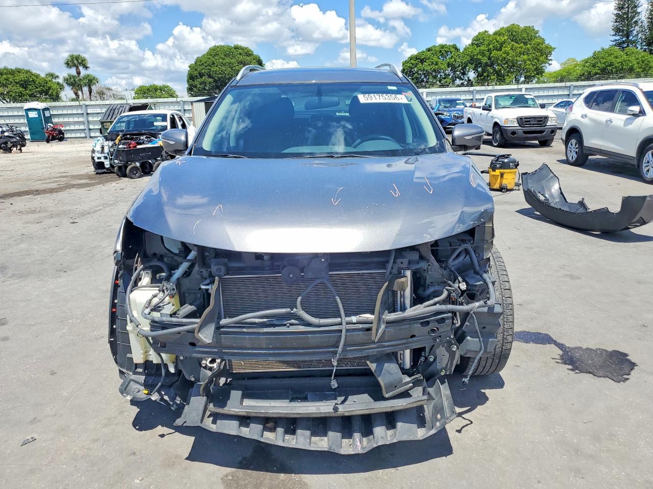 2014 NISSAN ROGUE