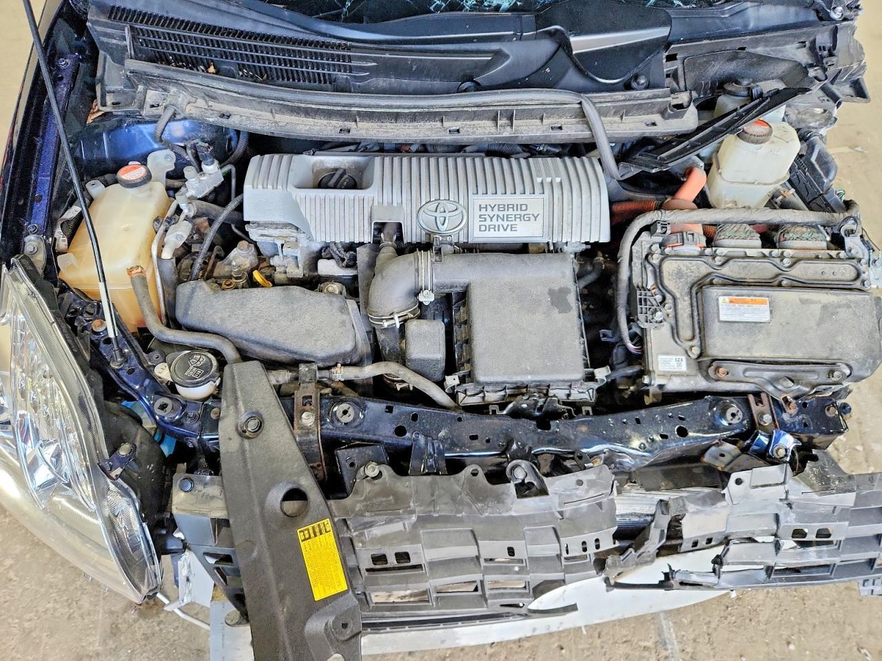 2015 TOYOTA PRIUS