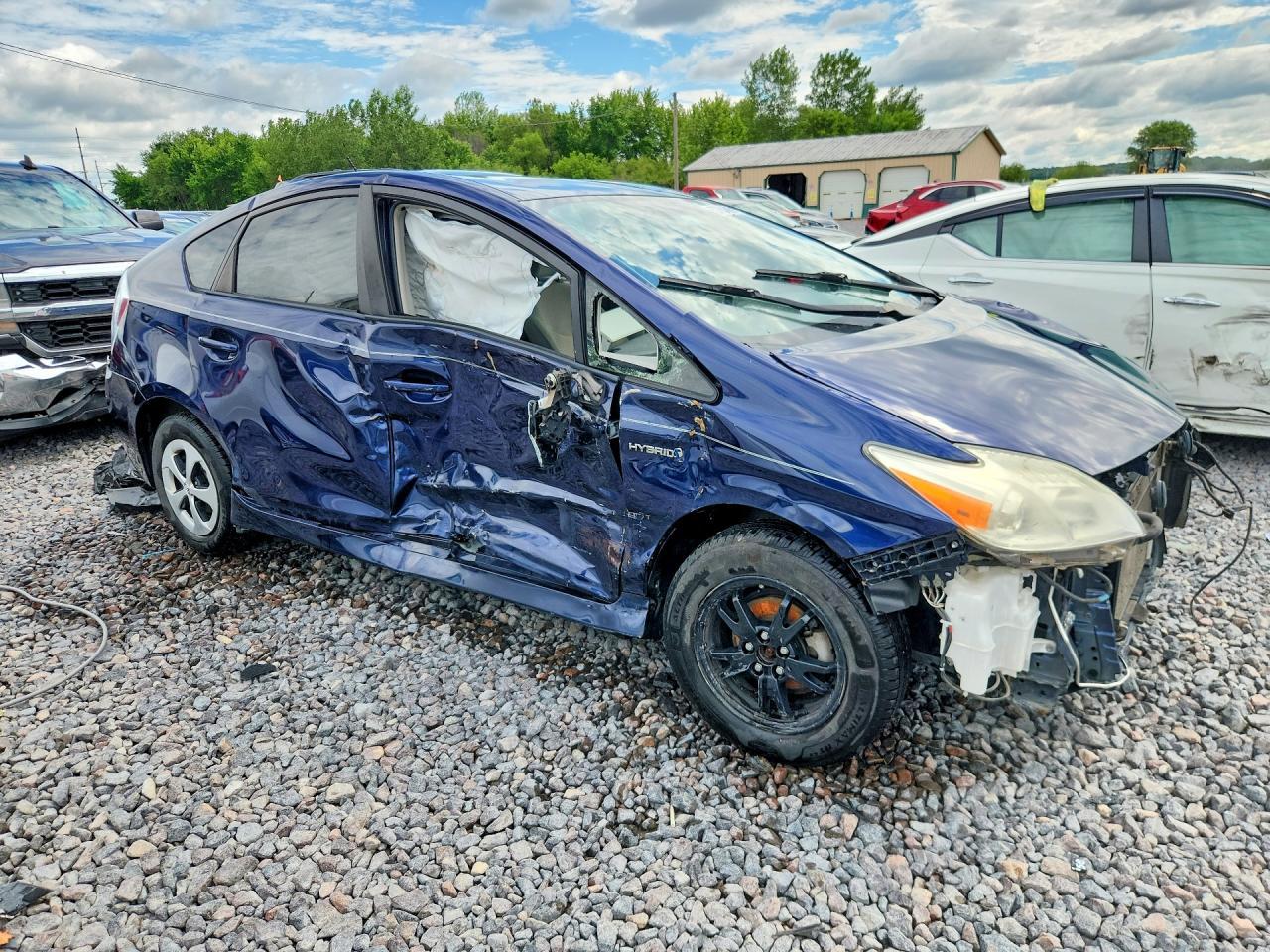 2013 TOYOTA PRIUS