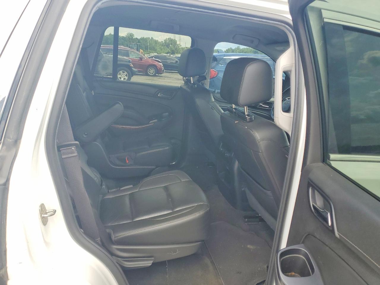 2018 CHEVROLET Tahoe