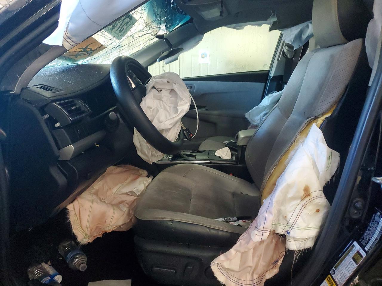 2017 TOYOTA CAMRY